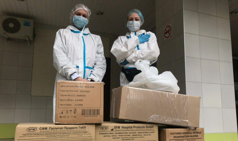Фанаты ЦСКА передали 100 респираторов и 3 000 перчаток врачам для борьбы с коронавирусом