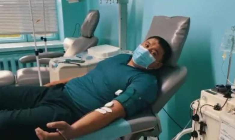 Чемпион мира по қазақша күрес Айбек Нугымаров стал донором иммунной плазмы