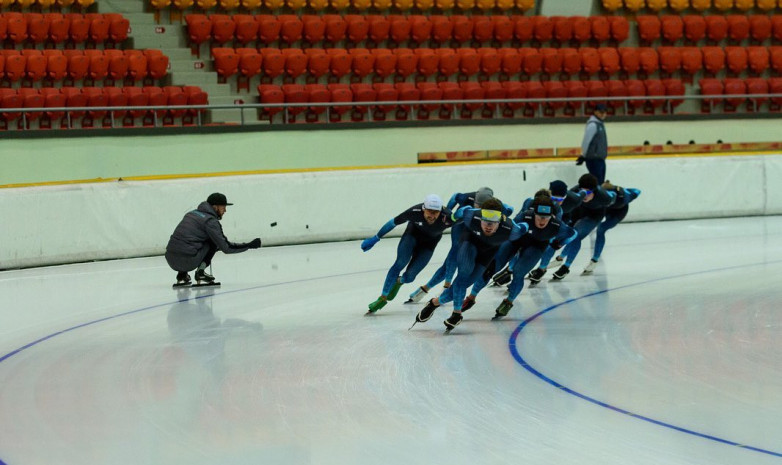 Фоторепортаж с тренировочных сборов сборной Казахстана по конькобежному спорту