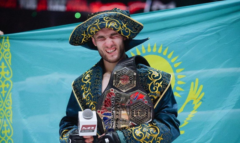Сергей Морозов показал, сколько весит за три до взвешивания на UFC 254