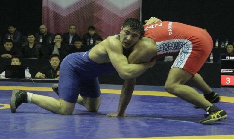 Даулетбеков стал чемпионом Казахстана по вольной борьбе