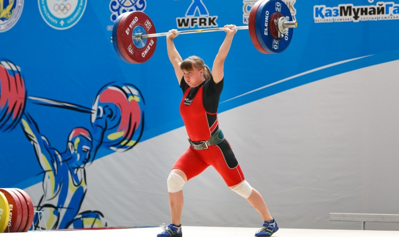 Екатерина Быкова завоевала бронзовую медаль чемпионата Азии по тяжелой атлетике