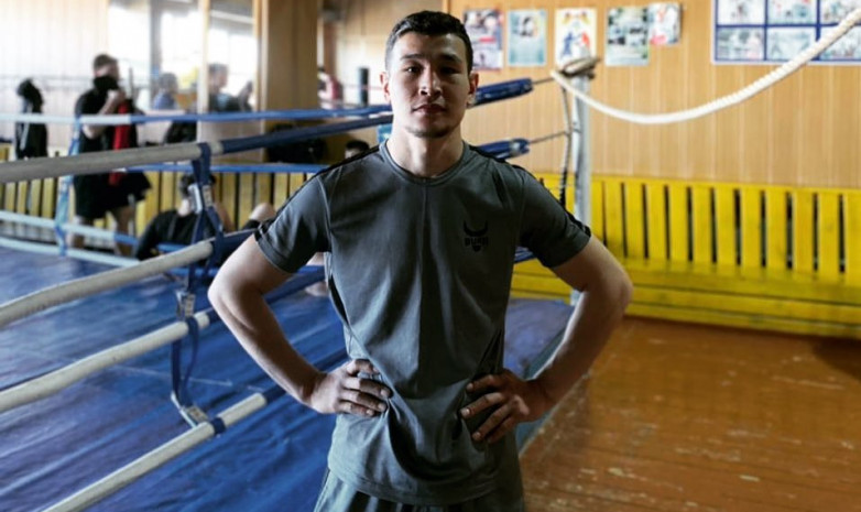 Менеджеры непобежденного казахстанского обладателя пояса от WBC заинтриговали болельщиков грядущими большими новостями