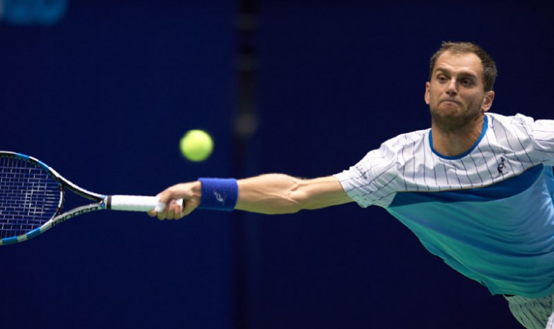 Казахстанский теннисист прошел в четвертьфинал турнира ATP 250 в Парме