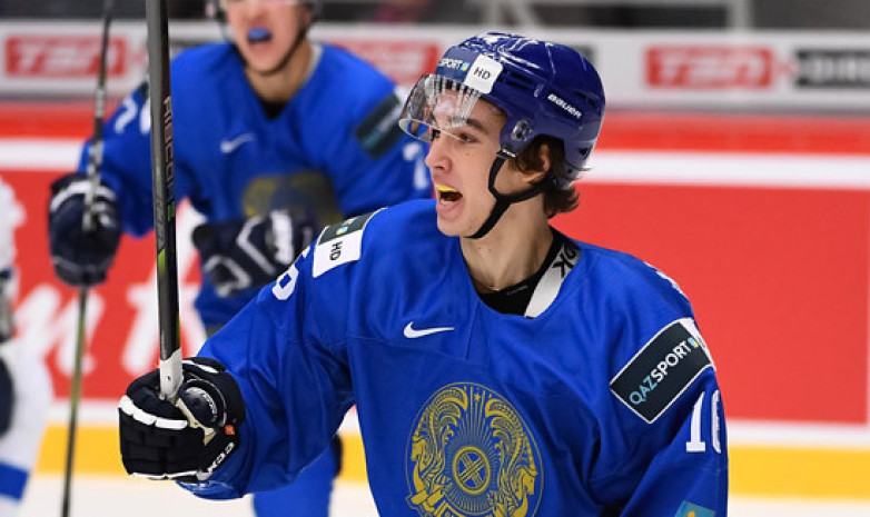 Нападающий сборной Казахстана стал игроком клуба НХЛ