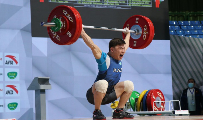 Казахстанские тяжелоатлеты узнали, против кого будут биться на ОИ в Токио