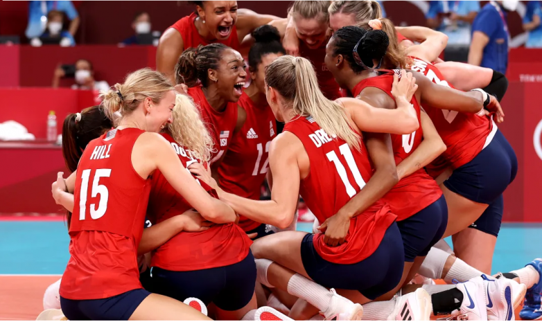 Женская сборная США по волейболу завоевала золотые медали Олимпийских игр-2020