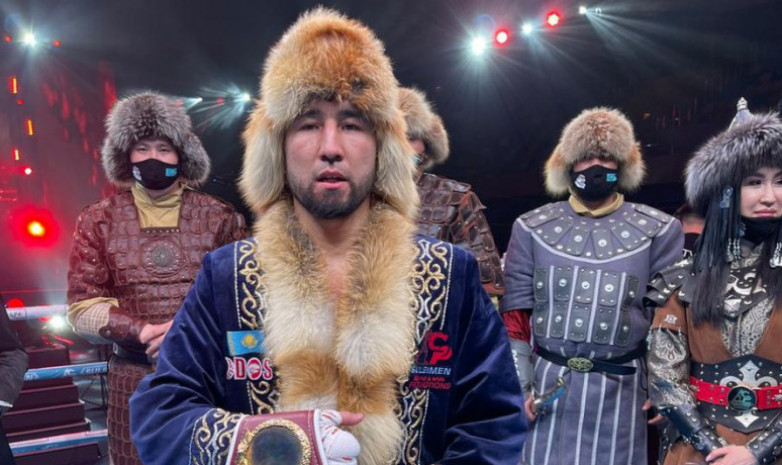 Незнающий поражений казахстанский боксер готовится к отборочному бою на титул WBA