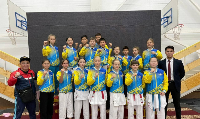 Акмолинские каратисты завоевали 18 медалей на международном турнире