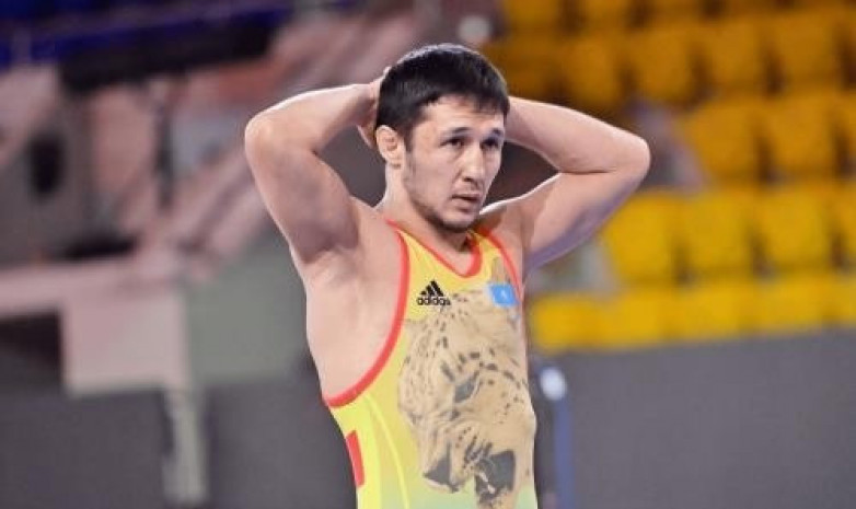 Казахстанец Алмат Кебиспаев проиграл в полуфинале и будет претендовать на бронзу ЧМ по борьбе