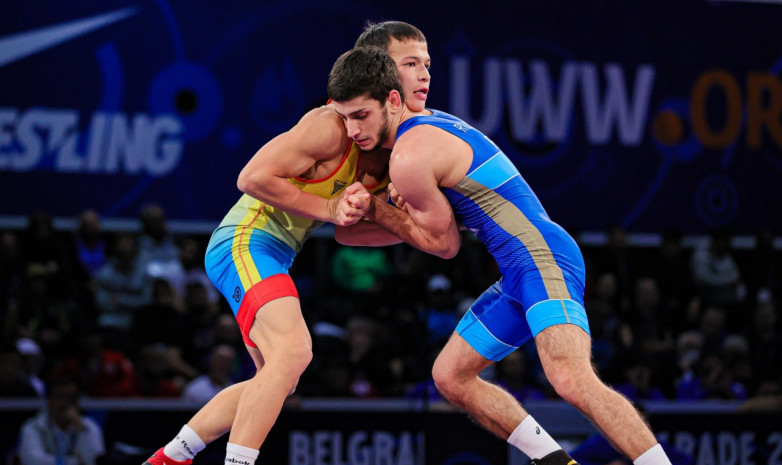 Казахстанец поборется за «бронзу» на молодежном чемпионате мира по греко-римской борьбе