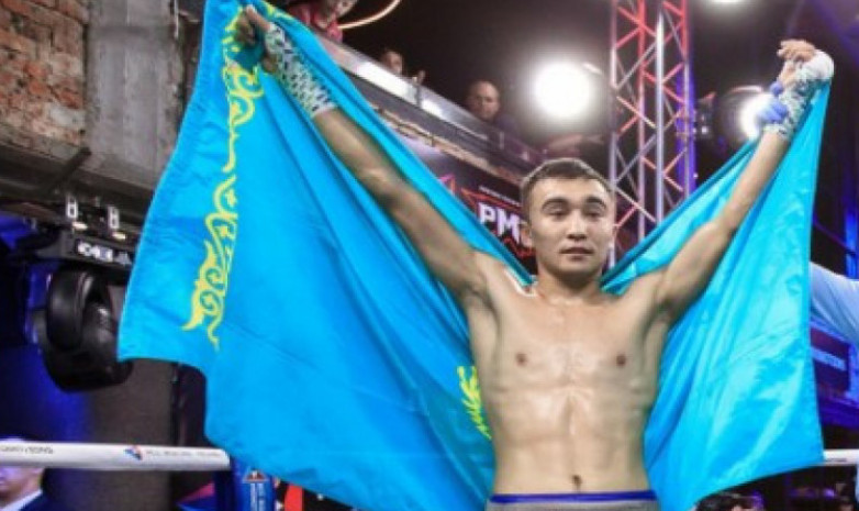 Даулет Даукенов удосрочил узбекского боксера в первом раунде 