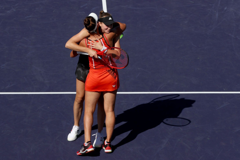 Вместе с россиянкой Вероникой Кудерметовой Елена впервые добралась до финала турнира серии WTA в паре