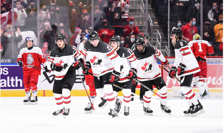 ВИДЕО. Сборная Канады с победы стартовала на домашнем МЧМ-2022 по хоккею