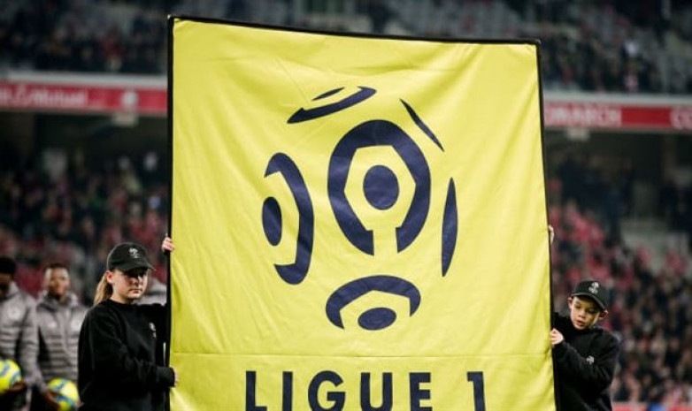 Во Франции ввели ковидные ограничения на посещение спортивных мероприятий