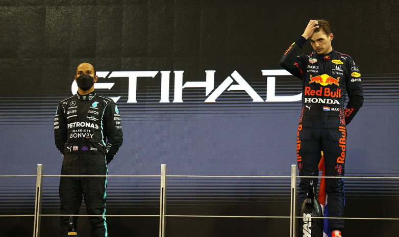 Протест «Мерседеса» отклонен, Ферстаппен сохранил титул чемпиона мира Формулы-1