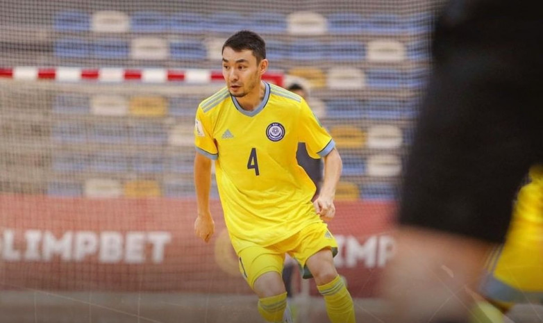 Игрок сборной Казахстана Нурбек Карагулов опроверг наличие у него коронавируса