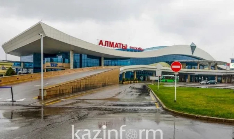 «Кайрат» и другие казахстанские клубы не могут улететь на зарубежные сборы