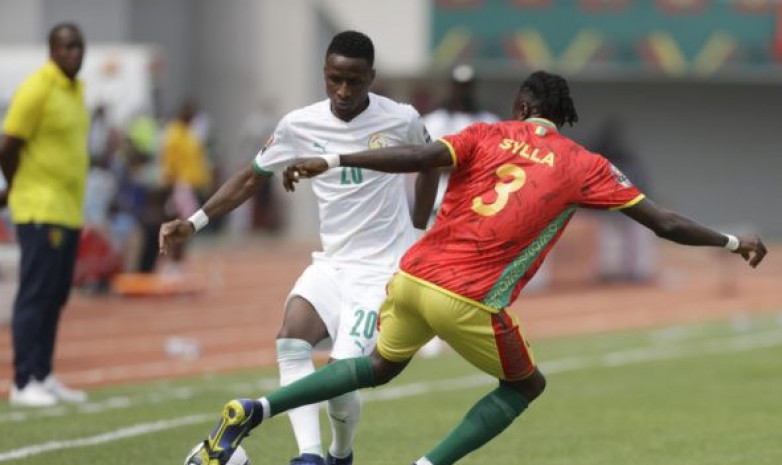 Гамбия обыграла Гвинею и вышла в четвертьфинал Кубка Африки 