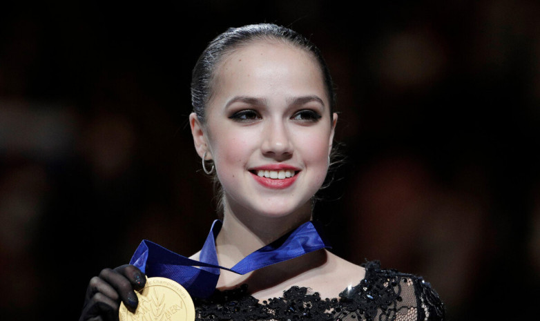Алина Загитова поддержала попавшую в скандал на Олимпиаде Камилу Валиеву 
