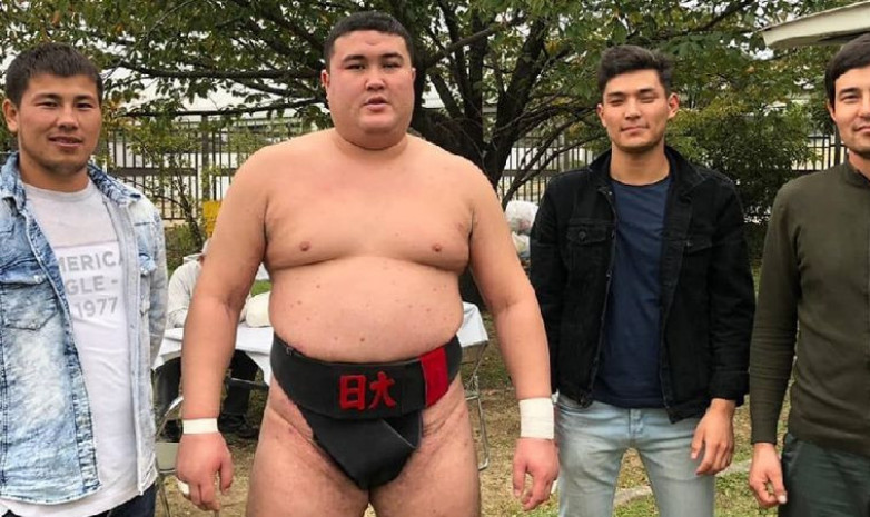 Казахстанский сумоист Ерсин Балтагул впервые стал чемпионом турнира в Японии
