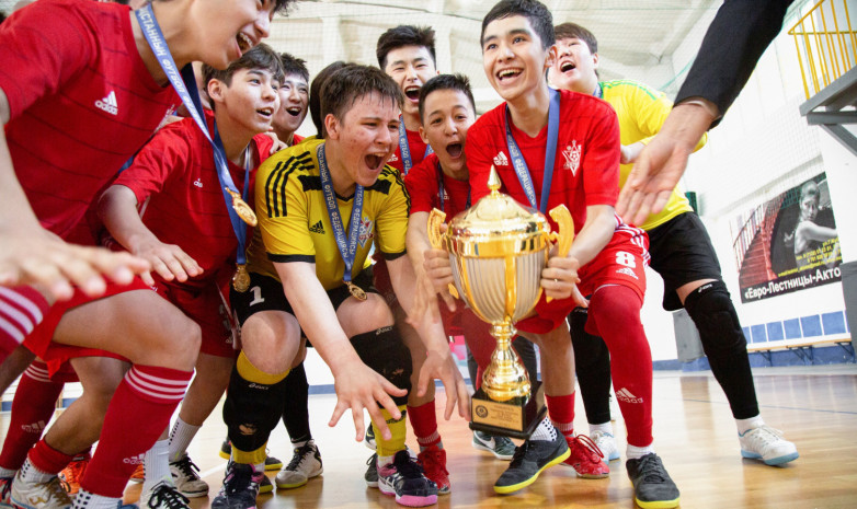 «Актобе» выиграл первенство Казахстана по футзалу U-15