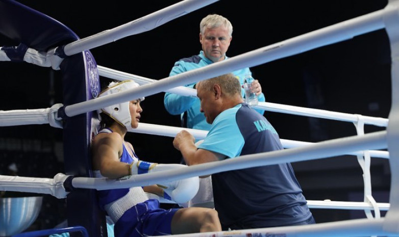 Видео победного боя Алуа Балкибековой в 1/4 финала чемпионата мира по боксу