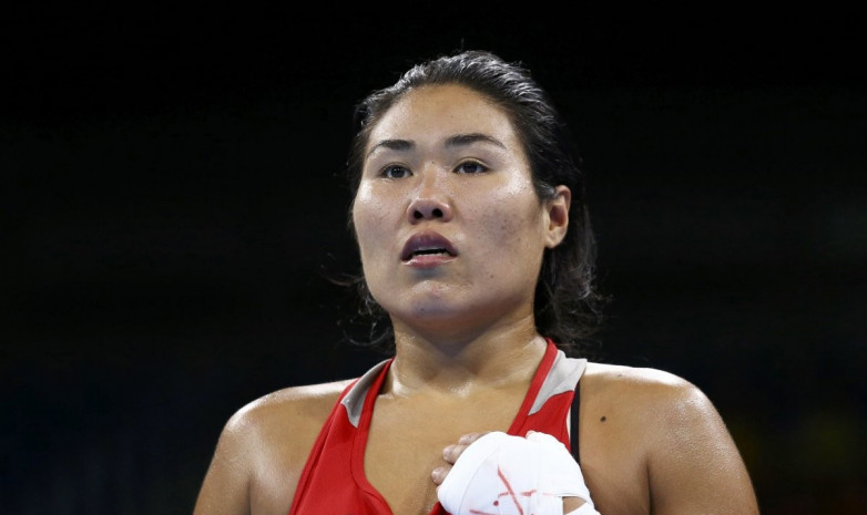 Шакимова проиграла сопернице из Узбекистана на ЧМ-2022 по боксу