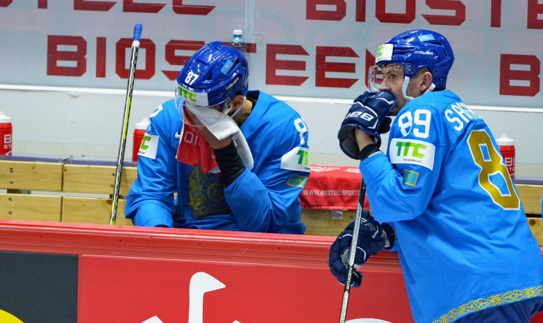 «Хоккей в Казахстане идет вниз, что аж страшно». Известный эксперт не удивлен провалу сборной на ЧМ-2022 и уверен, что Михайлису пора на выход