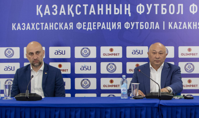 Назван новый тренерский штаб сборной Казахстана по футболу