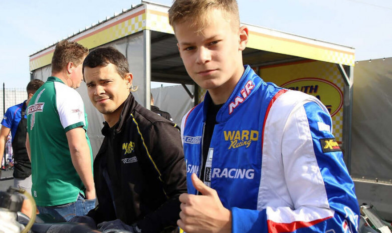 15-летний российский гонщик получил дисквалификацию за жест, похожий на нацистское приветствие