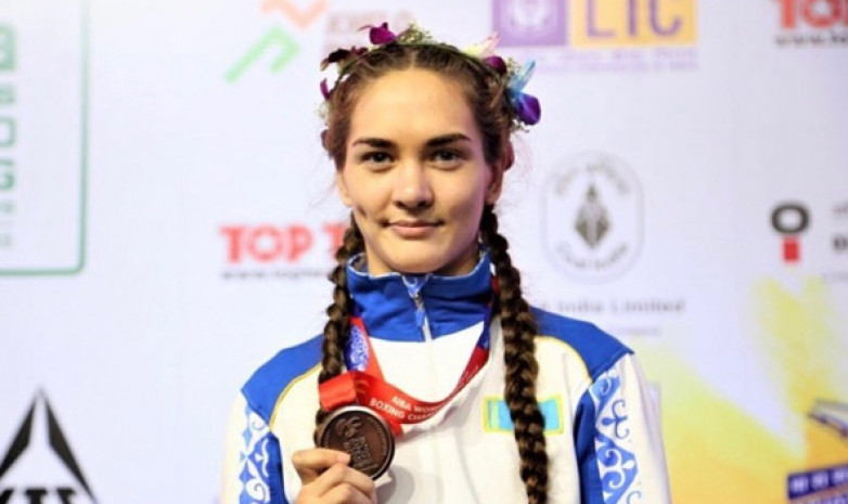 Карина Ибрагимова стартовала с победы на чемпионате мира по боксу 