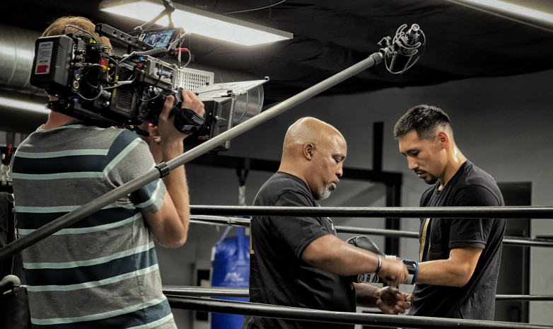 Казахстанский боксер дал интервью ESPN перед чемпионским боем 