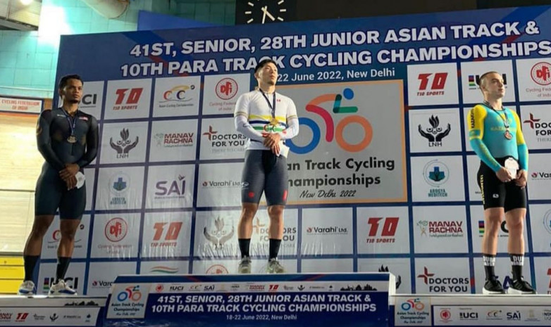 Казахстанский гонщик завоевал «бронзу» в кейрине на чемпионате Азии 