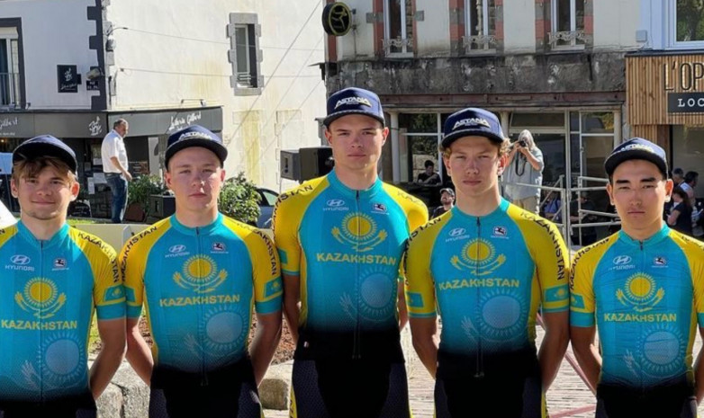 Казахстанские гонщики выиграли командную гонку преследования  на чемпионате Азии  