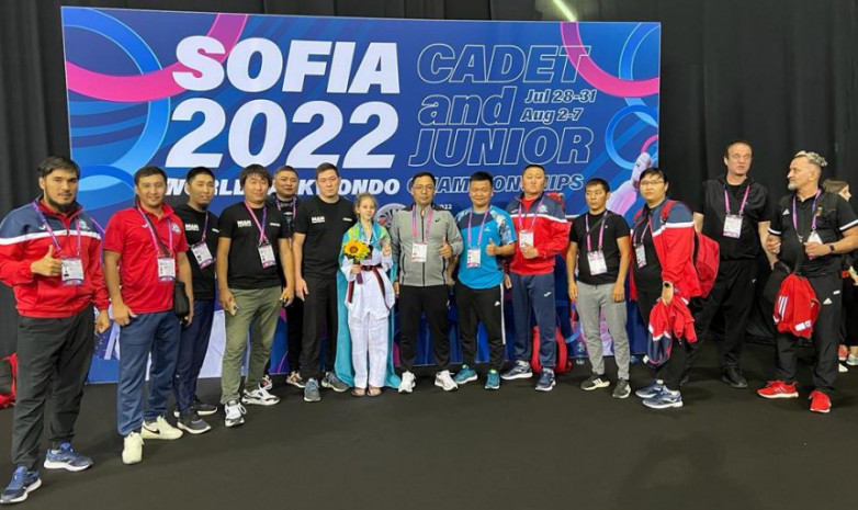 Казахстанцы завоевали две медали на чемпионате мира по таэквондо среди кадетов
