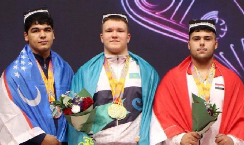 Қазақстандық ауыр атлеттер Азия чемпионатында тағы бес медаль жеңіп алды