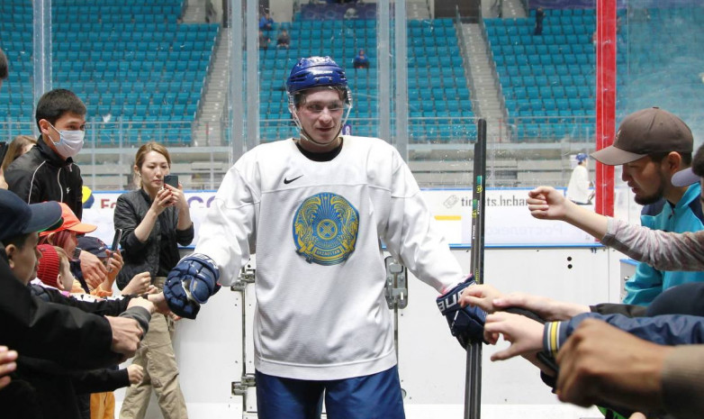 Никита Михайлис – лучший хоккеист Казахстана по версии спортивных журналистов