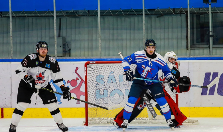 «Актобе» и «Бейбарыс» добились побед в матчах чемпионата Казахстана по хоккею