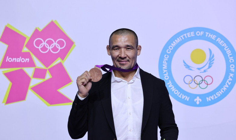 Даулета Шабанбая наградили бронзовой олимпийской медалью «Лондон-2012»