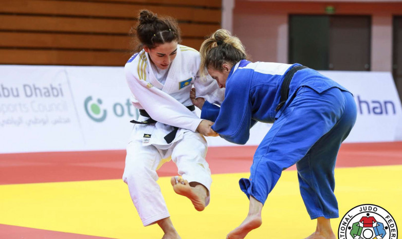 Видео схватки Абибы Абужакыновой на турнире по дзюдо в Абу-Даби