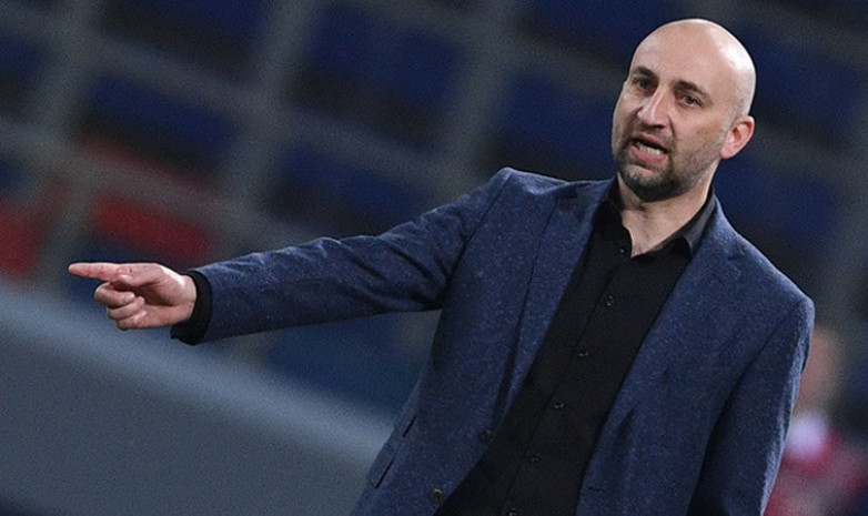 Магомед Адиев заявил, что обсудил с руководством федерации футбола Казахстана продление контракта