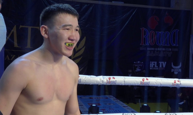 Алматыдағы бокс кешінде Рахат Сейітжан тәжікстандық қарсыласын нокаутқа түсірді