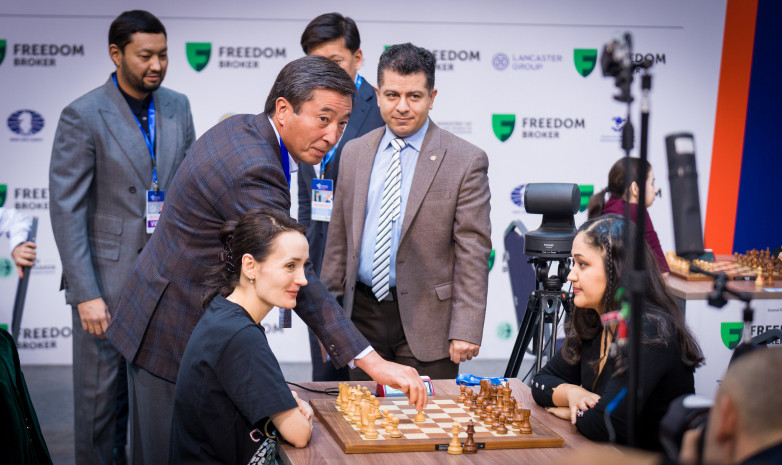 Итоги первого дня чемпионата мира по шахматному блицу в Алматы