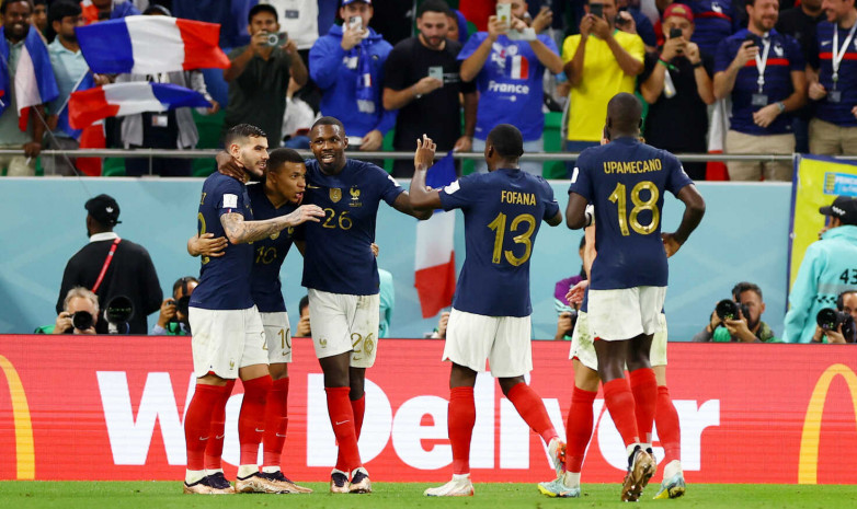 Франция обыграла Польшу и вышла в четвертьфинал ЧМ-2022