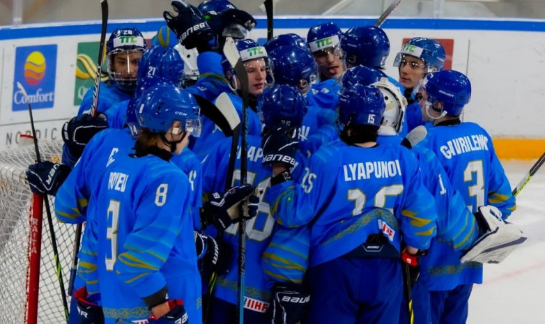 Сборная Казахстана выиграла третий матч подряд на МЧМ по хоккею