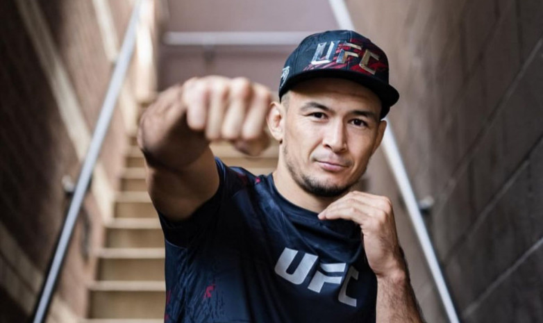 Тренер казахстанцев из UFC ошеломлен решением Дамира Исмагулова завершить карьеру