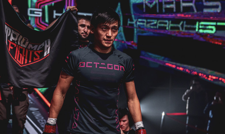 Повторивший рекорд Рахмонова казахстанский проспект спрогнозировал следующий бой «Номада» в UFC