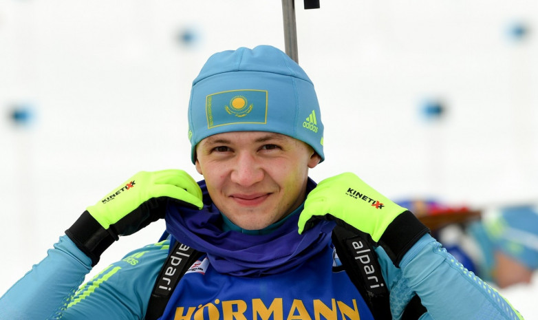 Казахстанские биатлонисты отстали на круг в эстафете на этапе Кубка мира в Италии 
