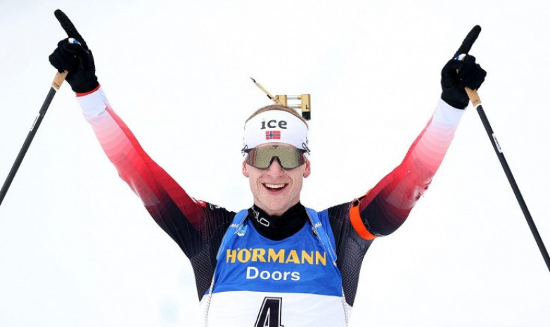Норвежский биатлонист выиграл масс-старт на ЭКМ в Рупольдинге